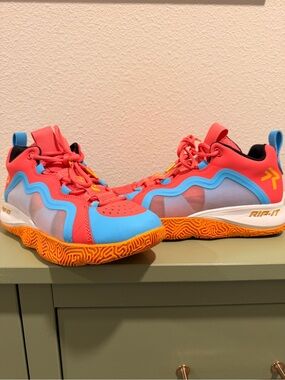 Rip-it volleyball sneakers - Coral & Blue 9.5